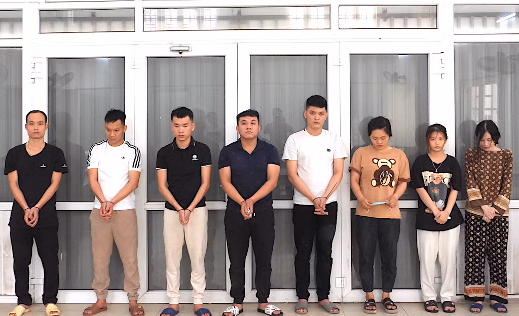 Lừa cho vay online, chiếm đoạt tiền của 500 người -0