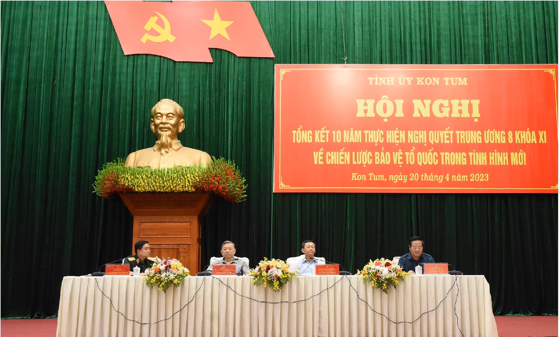 Kon Tum tổng kết 10 năm thực hiện Nghị quyết Trung ương 8 khóa XI -0