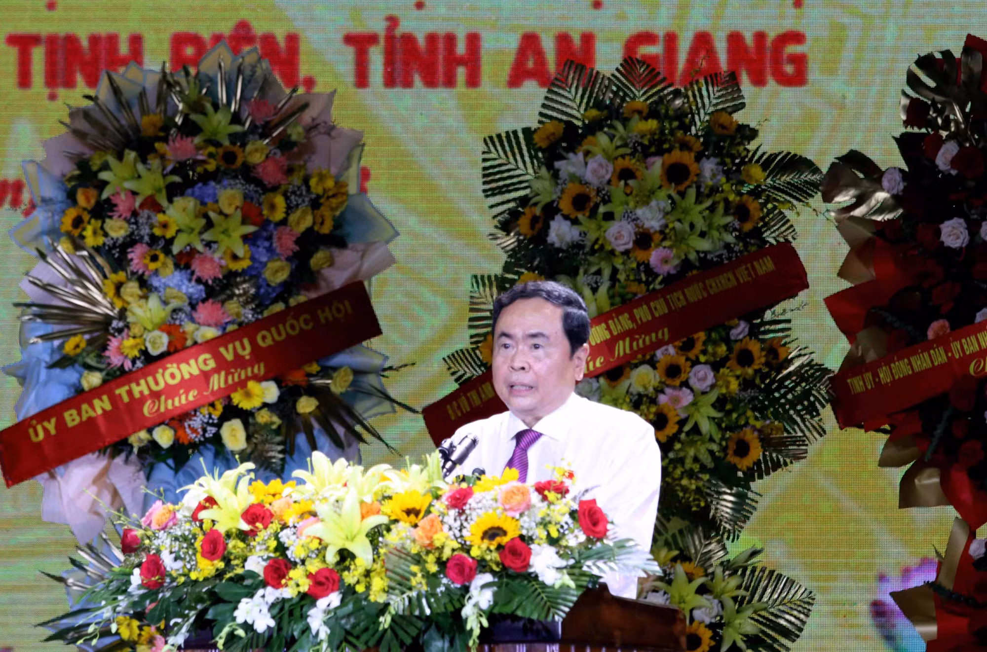 Thành lập thị xã Tịnh Biên (tỉnh An Giang) -0
