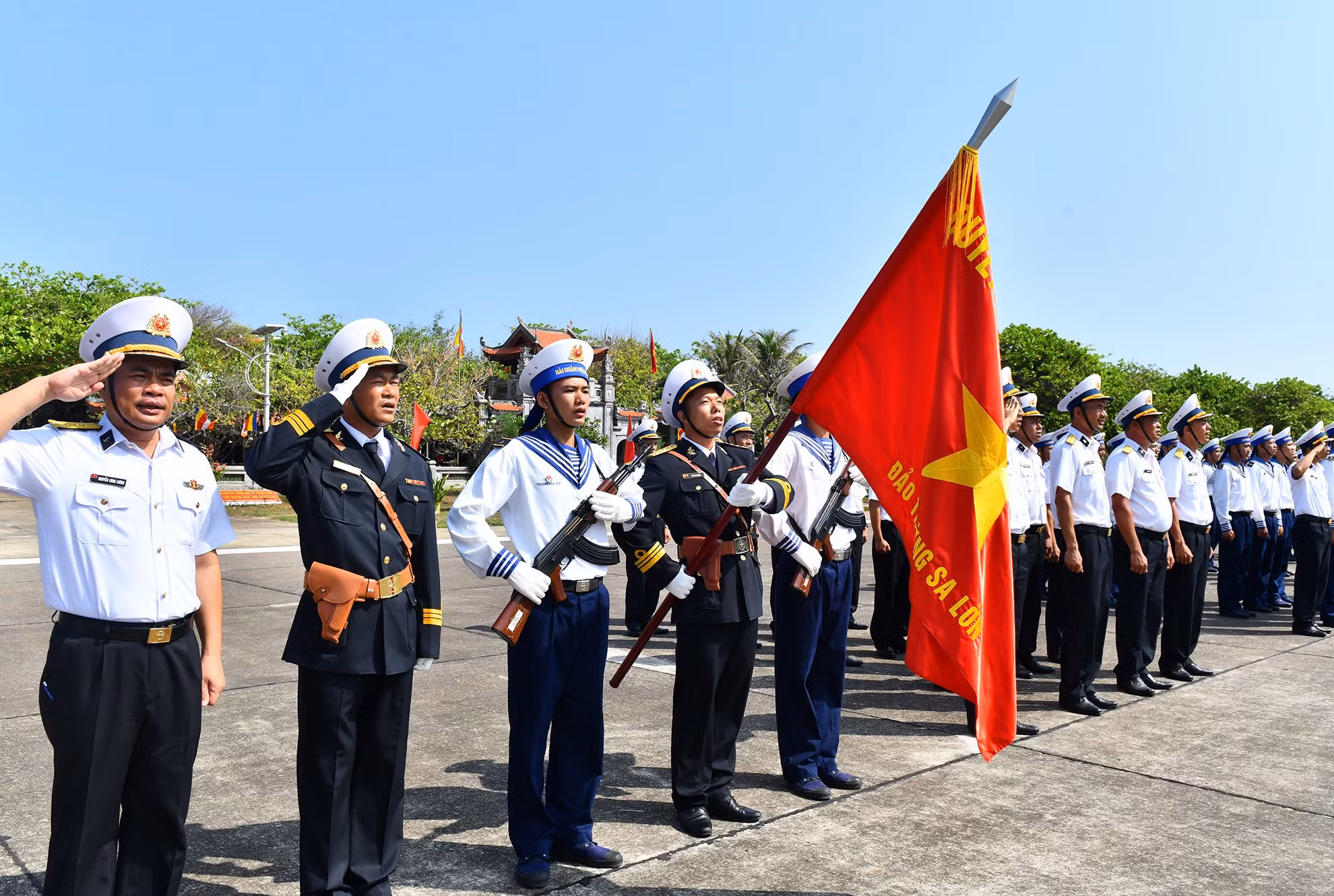 Chuyện ghi ở vùng đất thiêng liêng của Tổ quốc (bài 1) -0
