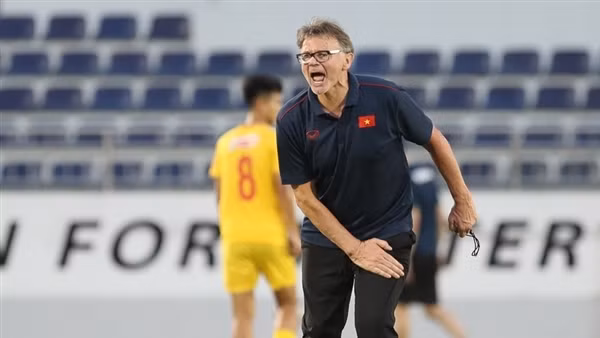 U22 Việt Nam và bộ khung PVF: Canh bạc của HLV Troussier