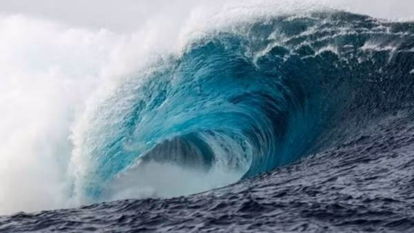 Động đất 7,3 độ richter gây cảnh báo sóng thần ở Indonesia