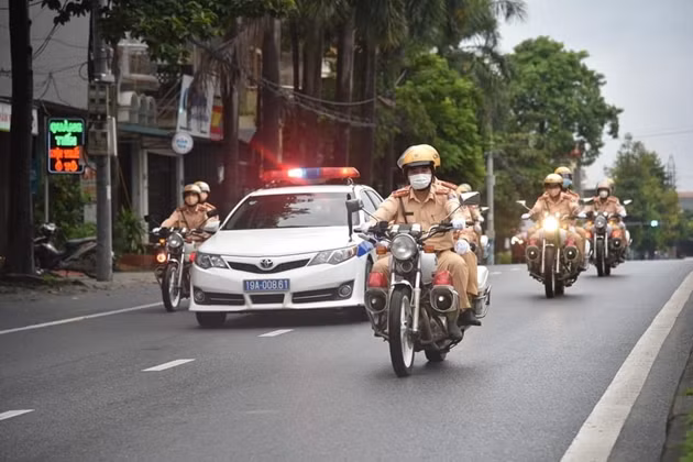 Bảo đảm trật tự, an toàn giao thông dịp lễ Giỗ Tổ Hùng Vương và 30/4-1/5 -0