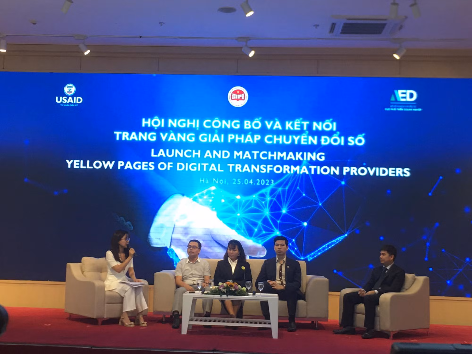Lần đầu tiên công bố và Kết nối Trang vàng giải pháp chuyển đổi số -0