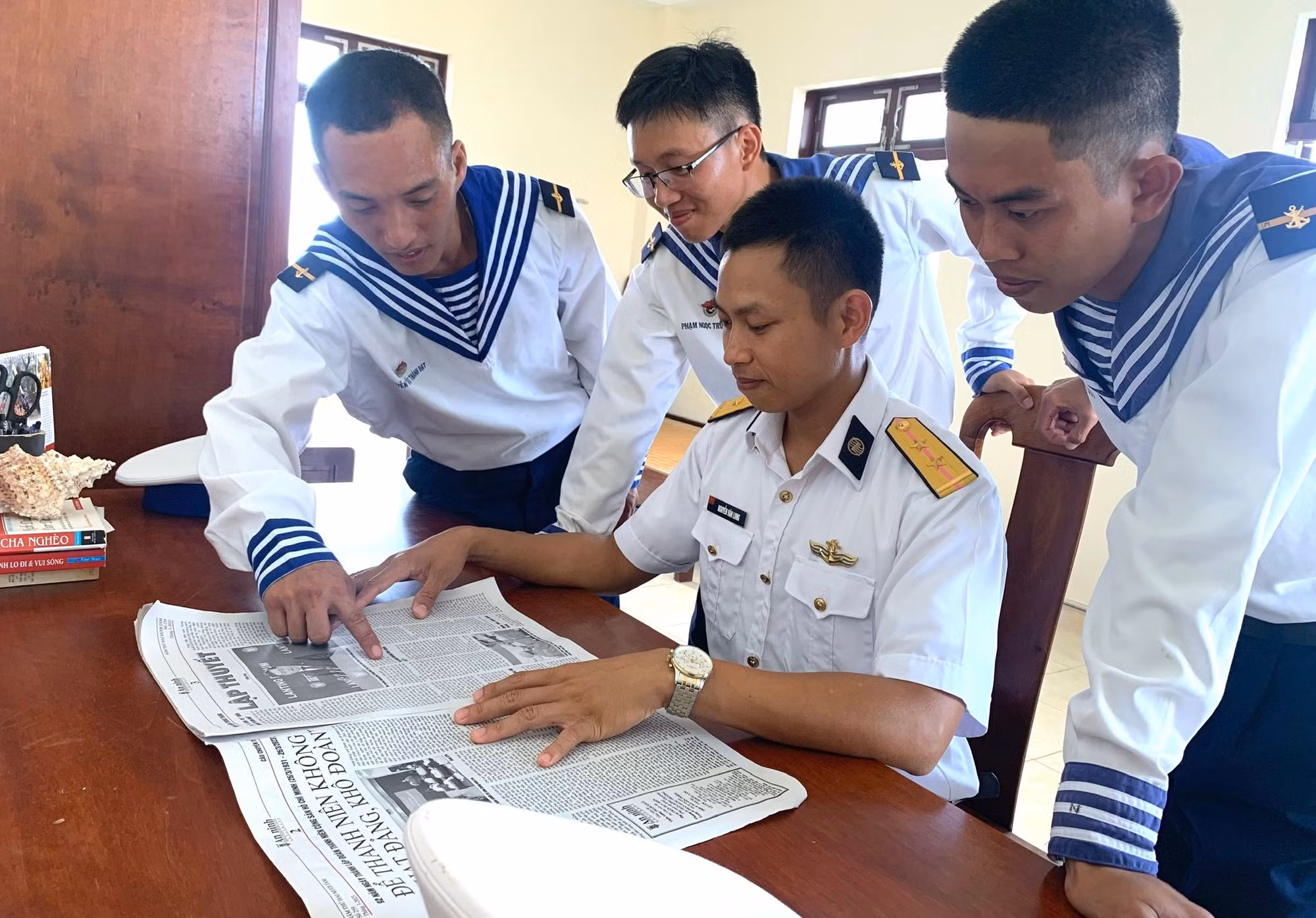 Những đại biểu dân cử nơi đầu sóng ngọn gió (bài cuối) -0