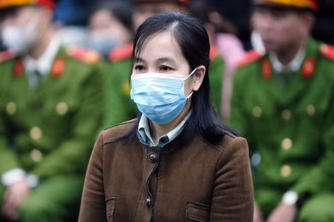 Xét xử “siêu lừa” Nguyễn Thị Hà Thành chiếm đoạt hàng trăm tỷ đồng -0