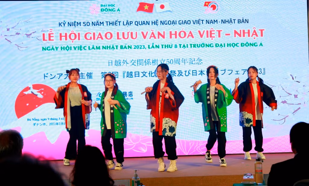 Thắm tình hữu nghị Việt - Nhật tại Lễ hội giao lưu văn hóa Việt Nhật 2023 -1