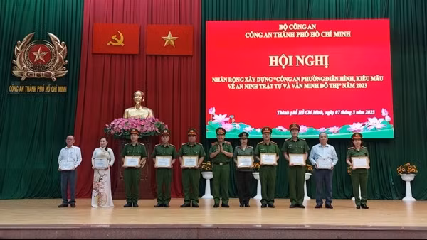 TP Hồ Chí Minh hoàn thành xây dựng thí điểm Công an phường điển hình, kiểu mẫu