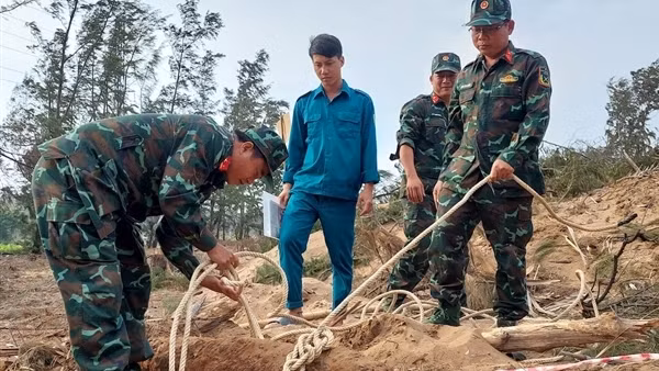Phát hiện quả bom nặng 150 kg còn nguyên ngòi nổ