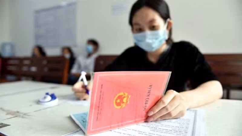 Hoàn thiện quy trình điện tử bãi bỏ yêu cầu nộp, xuất trình sổ hộ khẩu giấy, sổ tạm trú giấy trước ngày 20/3 -0