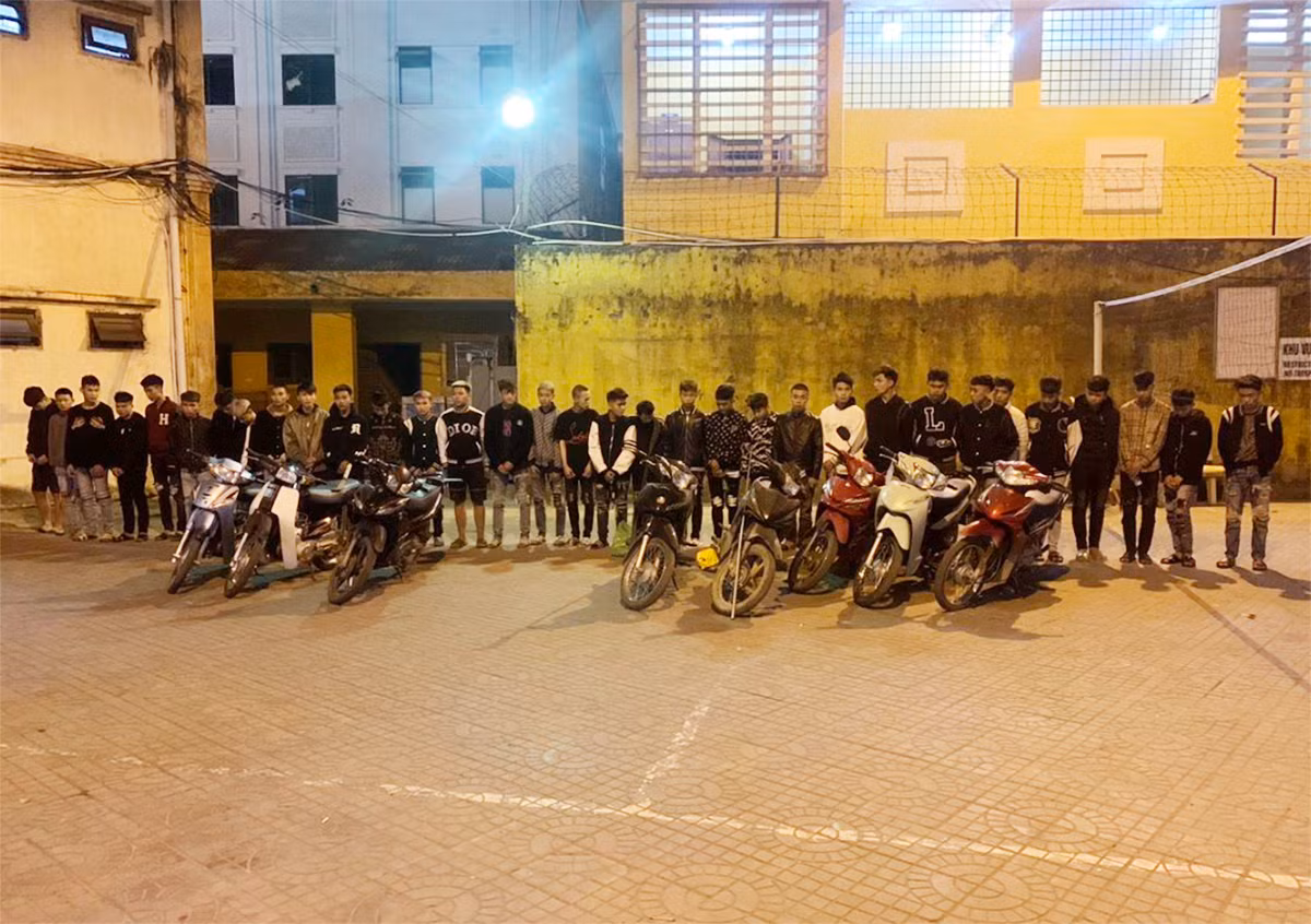 Kiên quyết xử lý côn đồ tuổi teen gây mất ANTT -1