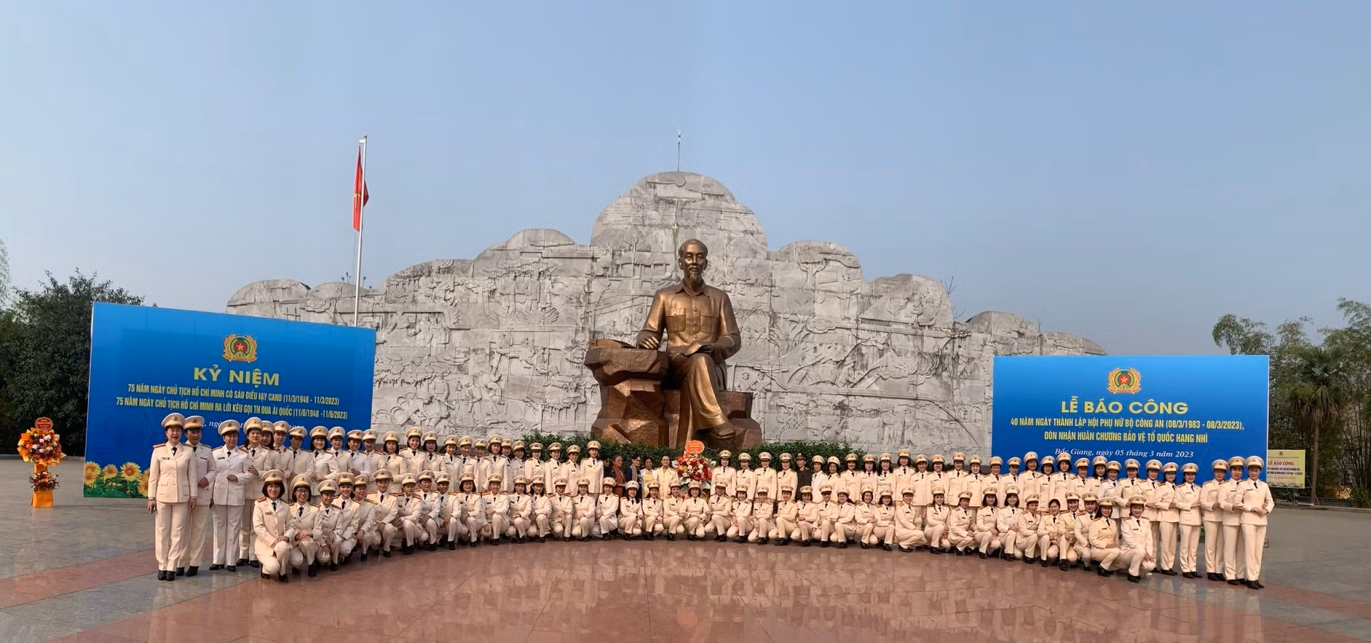 Phụ nữ CAND báo công với Bác -0