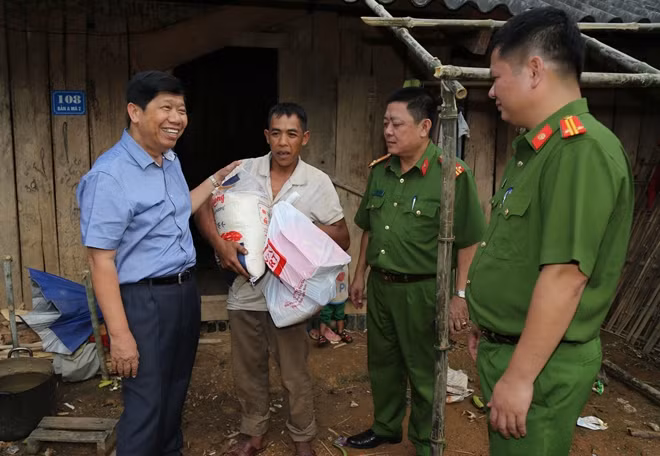 Bài 4: Từ thiện phải từ tâm -0