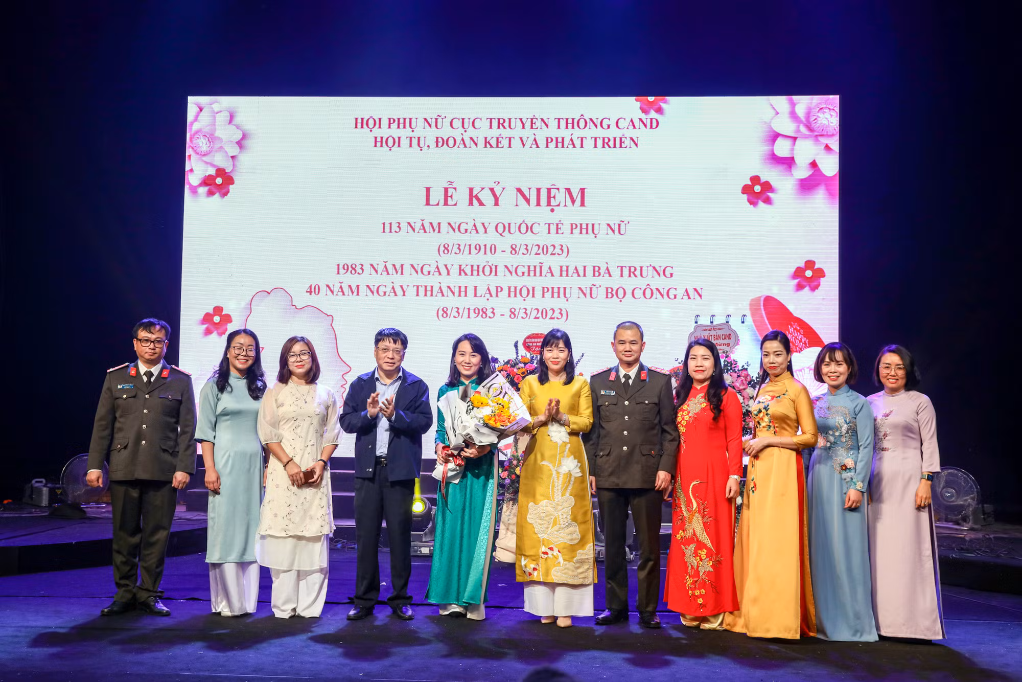 Phụ nữ Cục Truyền thông CAND sôi nổi các hoạt động, phong trào thi đua -0
