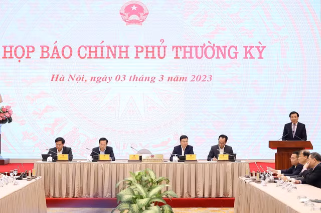 Trung tướng Tô Ân Xô trả lời các 