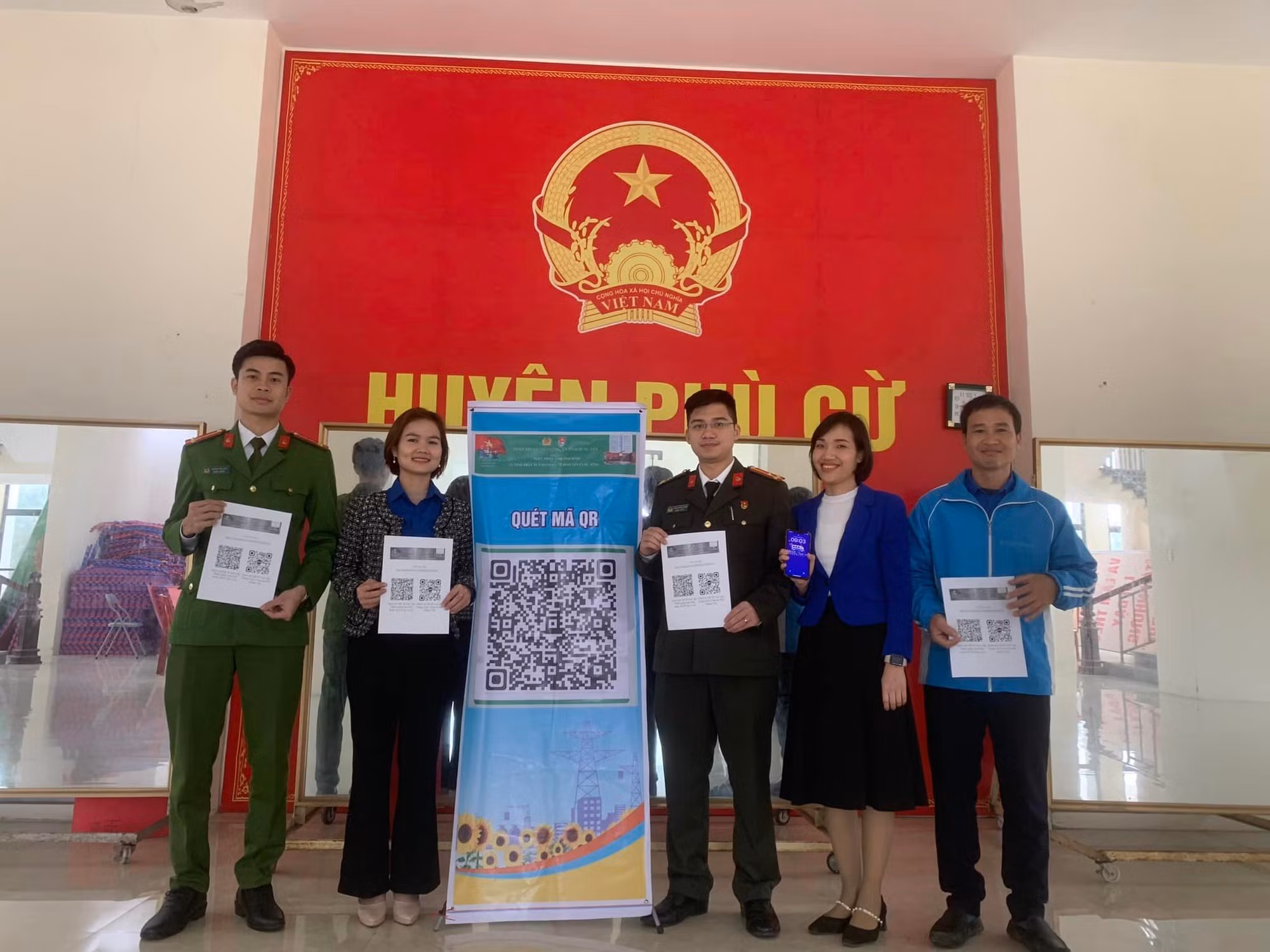 Xung kích, sáng tạo vì bình yên cuộc sống -0