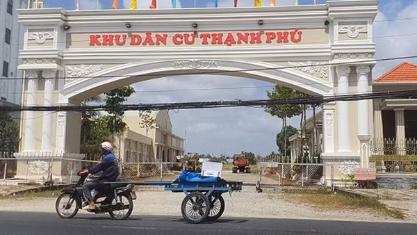 Kiến nghị chuyển cơ quan điều tra vụ chuyển nhượng trên 13.500 m2 đất vàng tại Cà Mau