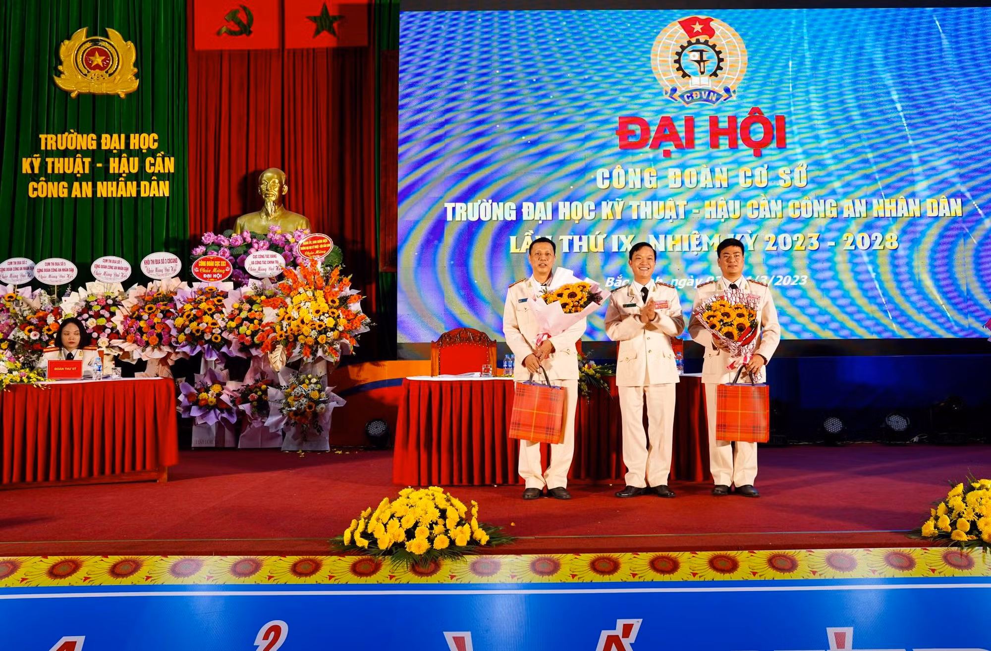 Trường Đại học Kỹ thuật-Hậu cần CAND tổ chức đại hội điểm trong hệ thống Công đoàn CAND -1
