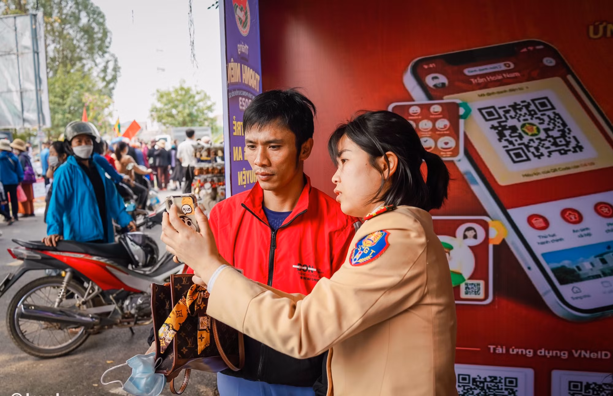 Sáng kiến tuyên truyền Đề án 06, cấp tài khoản định danh điện tử VmeID của Công an Bắc Giang -1