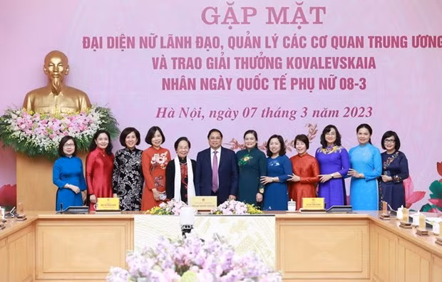 Thủ tướng: Tạo môi trường, điều kiện để phát huy vai trò của phụ nữ -0