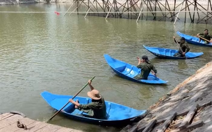  Tháng 3, rực sáng đồi thiêng -0