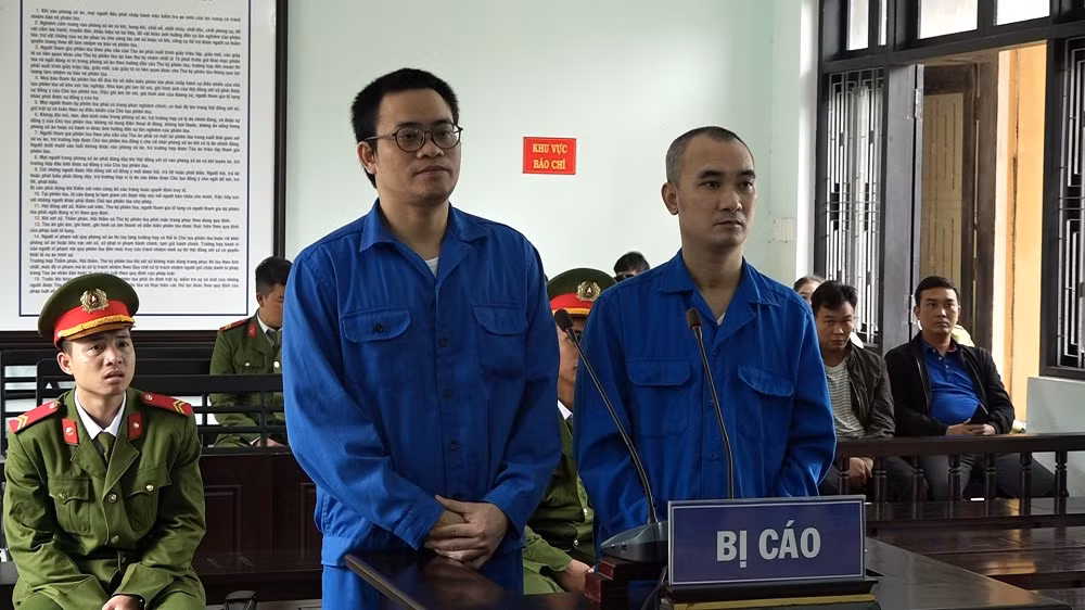 Thuê “dế” xịn làm ăn rồi đi “cắm” lấy tiền tiêu xài -0