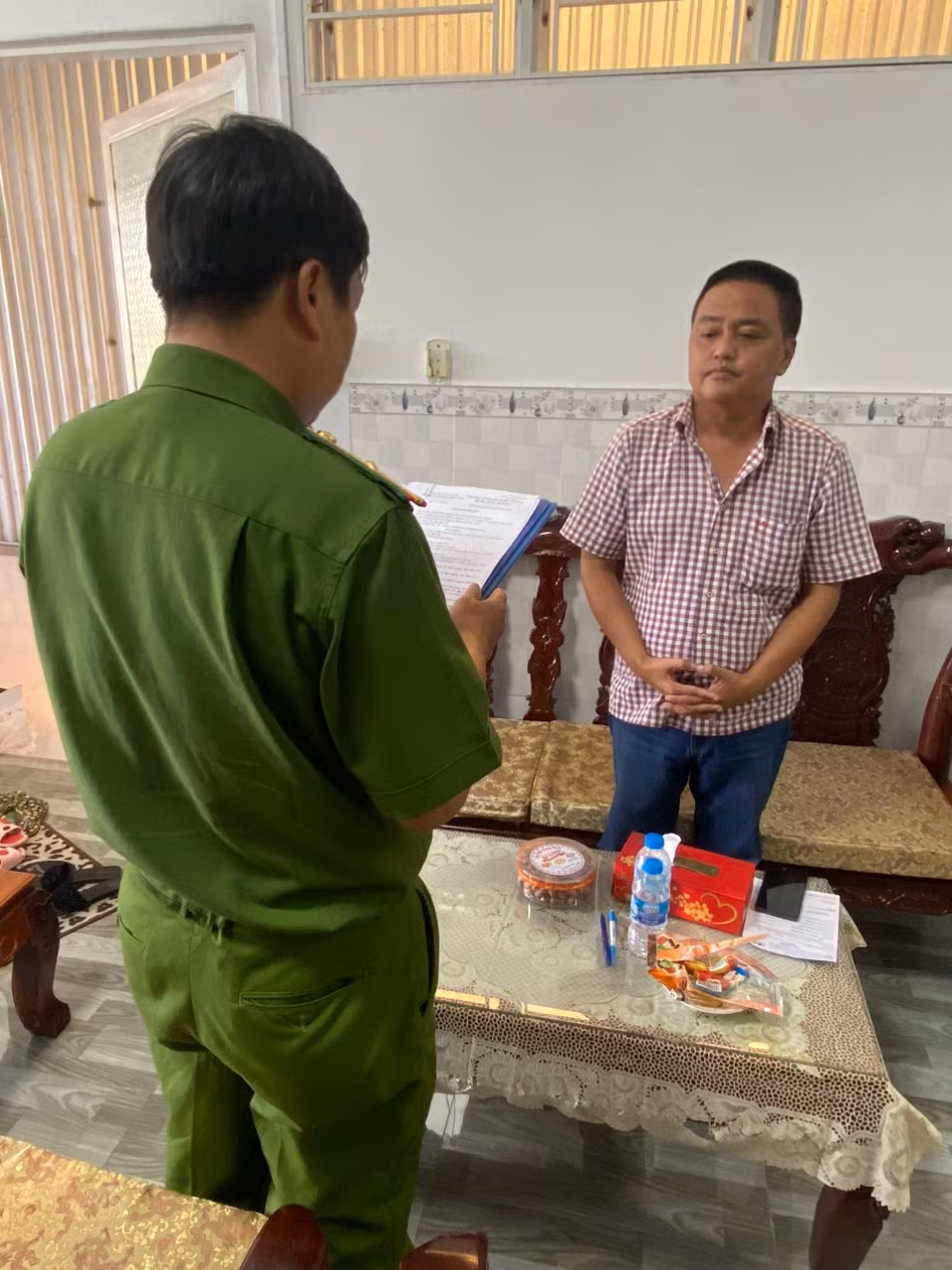 Công an TP Cần Thơ bắt tạm giam giám đốc Trung tâm đăng kiểm xe cơ giới số 6502D, 6504D và 6506D -0