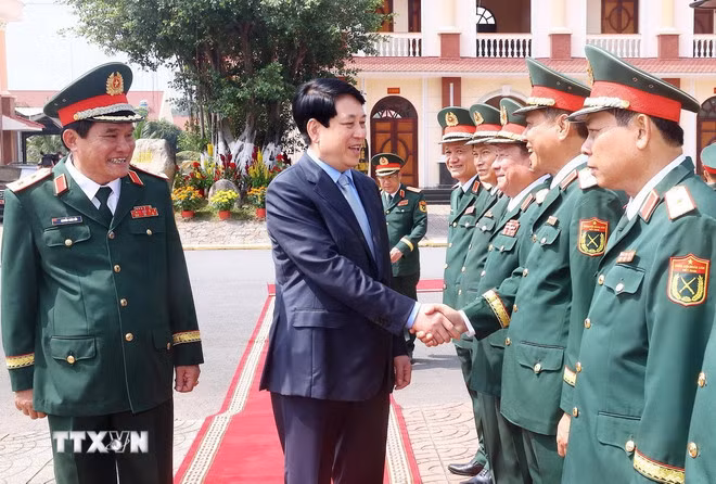 Chủ tịch nước: Điều chỉnh biên chế Quân khu 9 theo hướng 'tinh, gọn, mạnh' -0