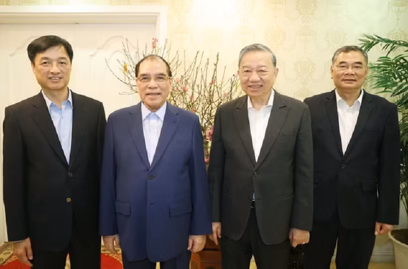 Tổng Bí thư Tô Lâm thăm, chúc Tết gia đình các nguyên lãnh đạo Đảng, Nhà nước -0