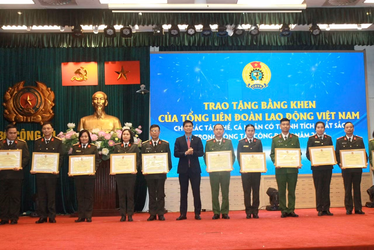 Tổng kết công tác Công đoàn trong CAND -0
