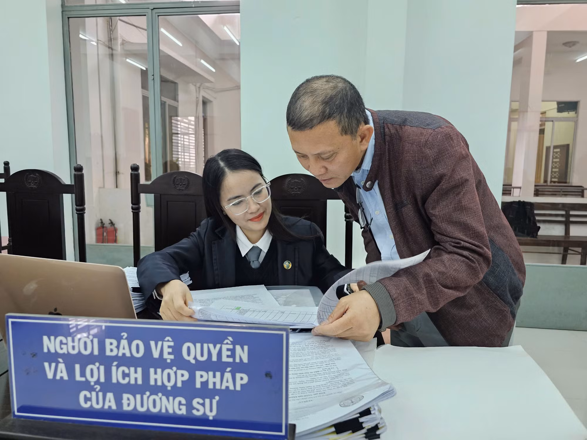  Từng ngừng phiên tòa phúc thẩm vụ 