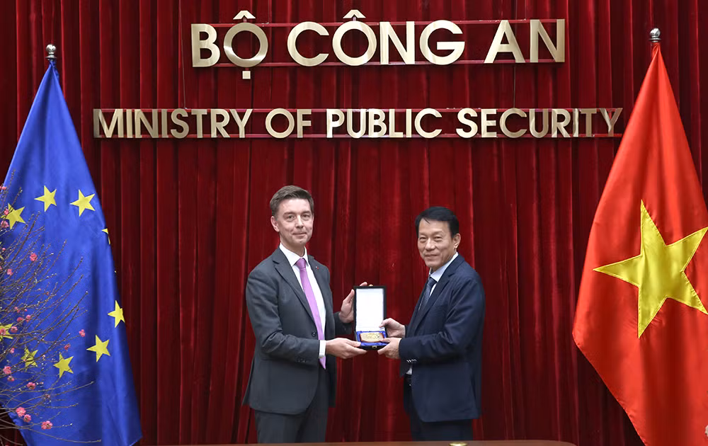 Việt Nam – EU tăng cường phối hợp vì an ninh khu vực và thịnh vượng chung -0