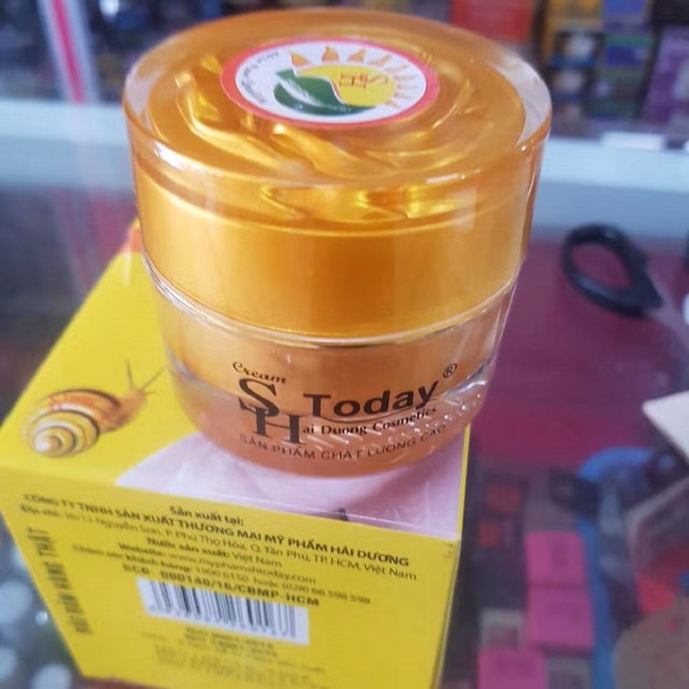 Công ty Dược phẩm Hoàng Chương bị phạt 100 triệu đồng và đình chỉ mua bán thuốc 7,5 tháng -0
