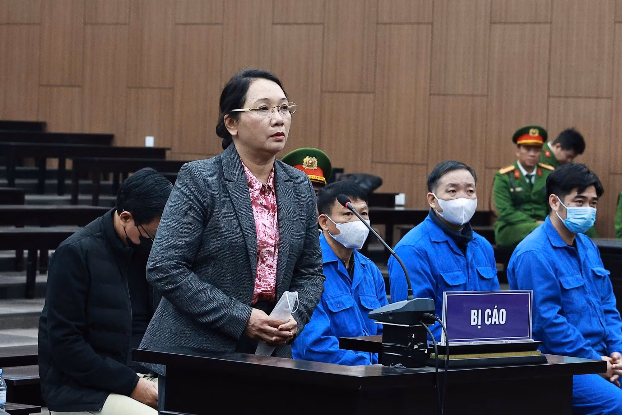 Cựu Bộ trưởng Mai Tiến Dũng nhận thức được sai phạm, xin lỗi Đảng, Nhà nước và Nhân dân -0
