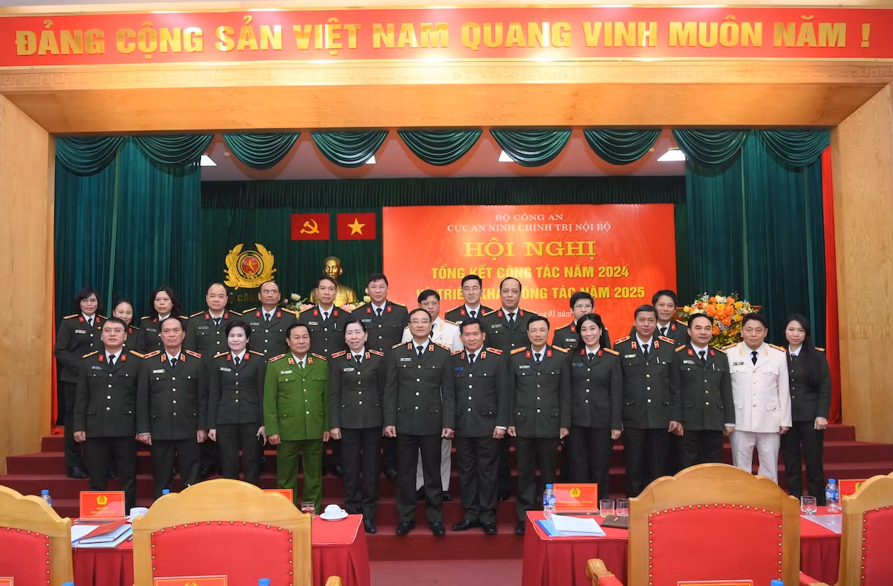 Công tác bảo vệ an ninh chính trị nội bộ phải góp phần thực hiện các chủ trương của Đảng -0