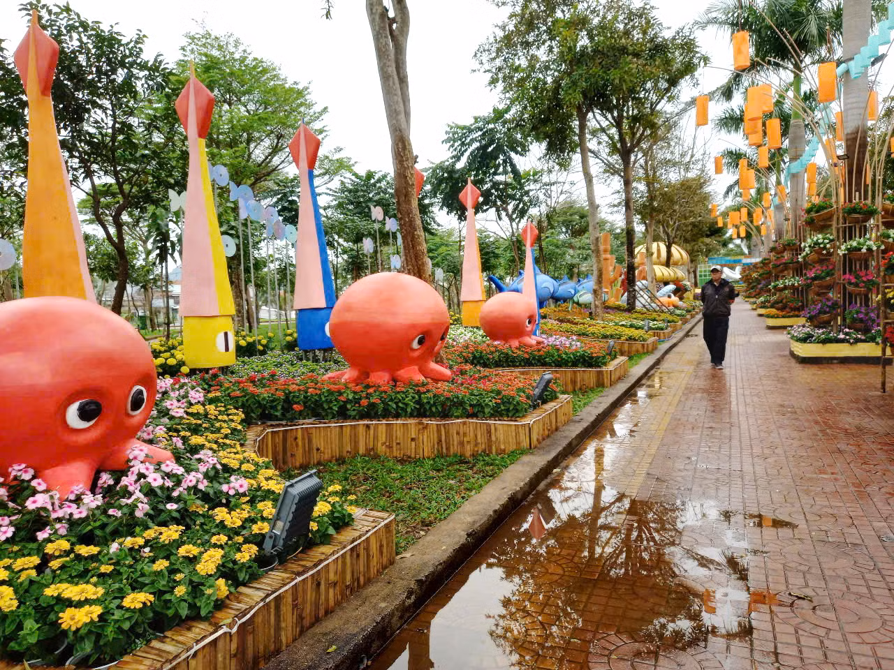 Linh vật rắn Phú Yên “Vươn ra biển lớn trong thời kỳ hội nhập” -0