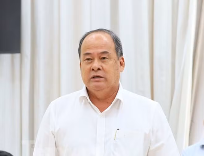 Chỉ đạo cấp dưới giúp sức cho trùm “cát tặc”, cựu Chủ tịch tỉnh An Giang được “cám ơn” 300.000 USD -0
