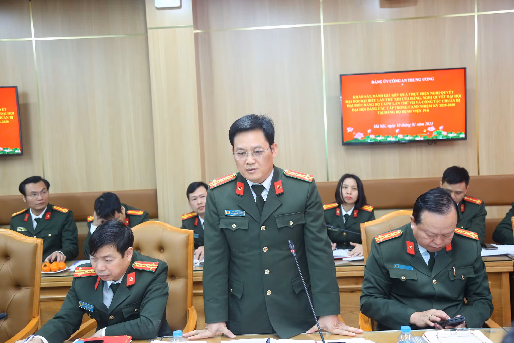 đb4.jpg -2