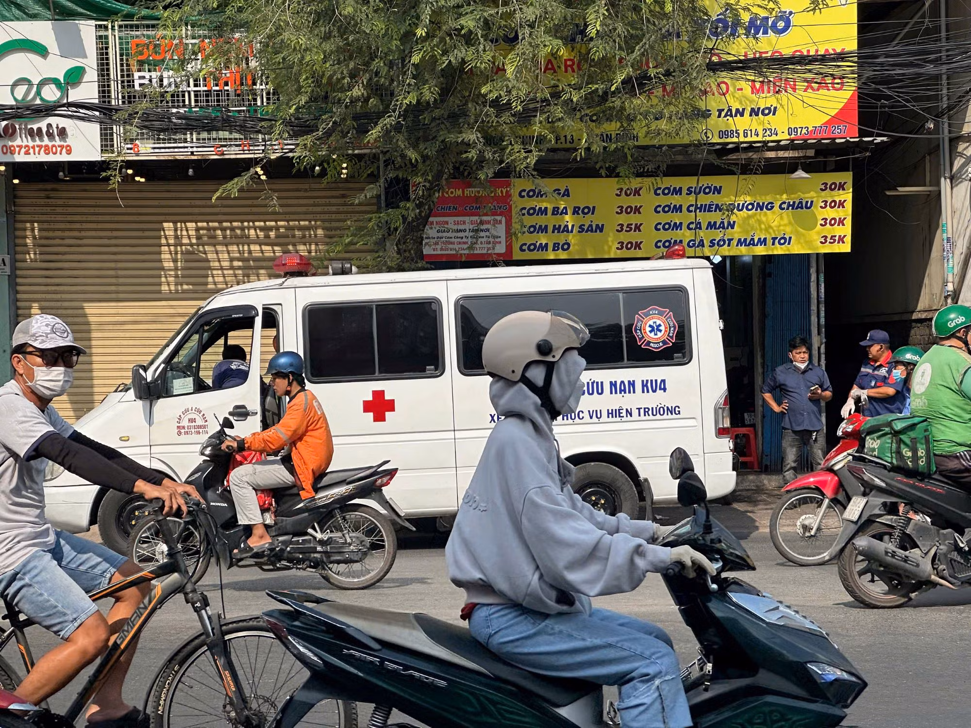 Người đàn ông sửa giầy dép tử vong bất thường trong phòng trọ -0