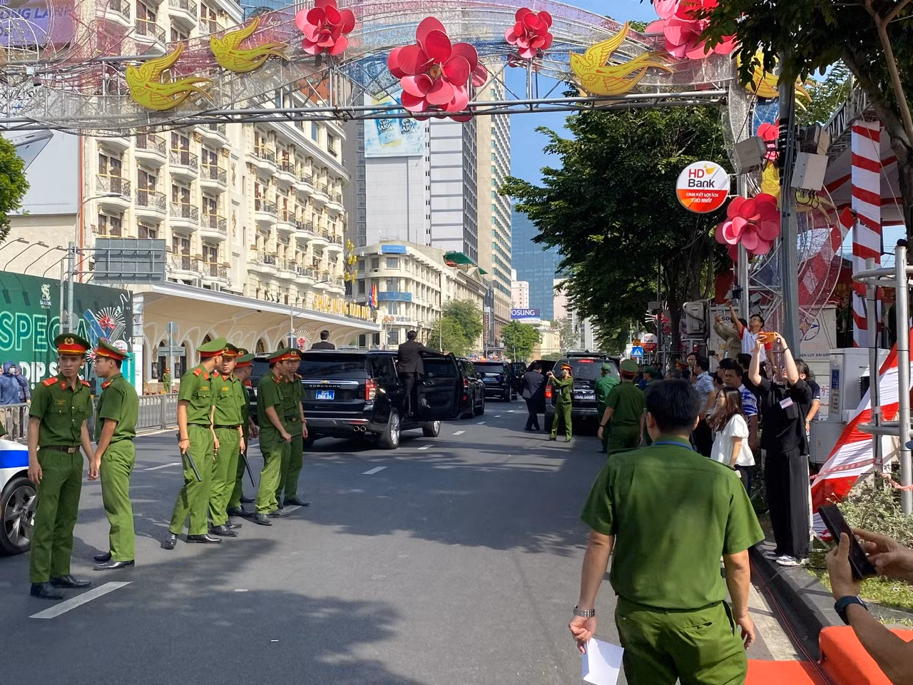 Hơn 7.200 người tham gia diễn tập xử lý tình huống cháy nổ tại các lễ hội đông người -1