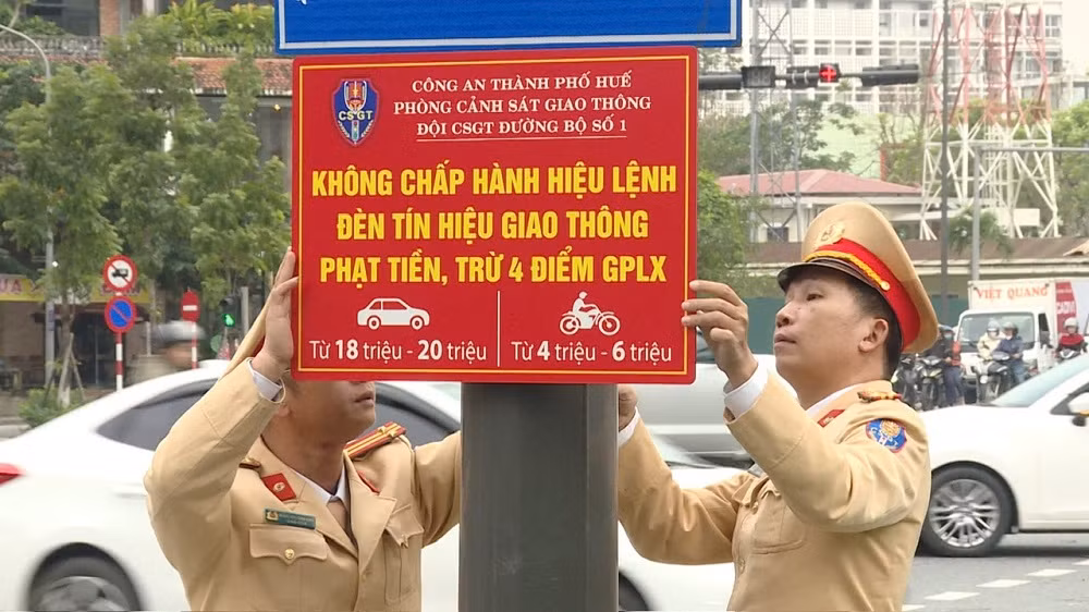Lập các tổ chuyên đề, kiên quyết xử lý vi phạm giao thông đường bộ -0