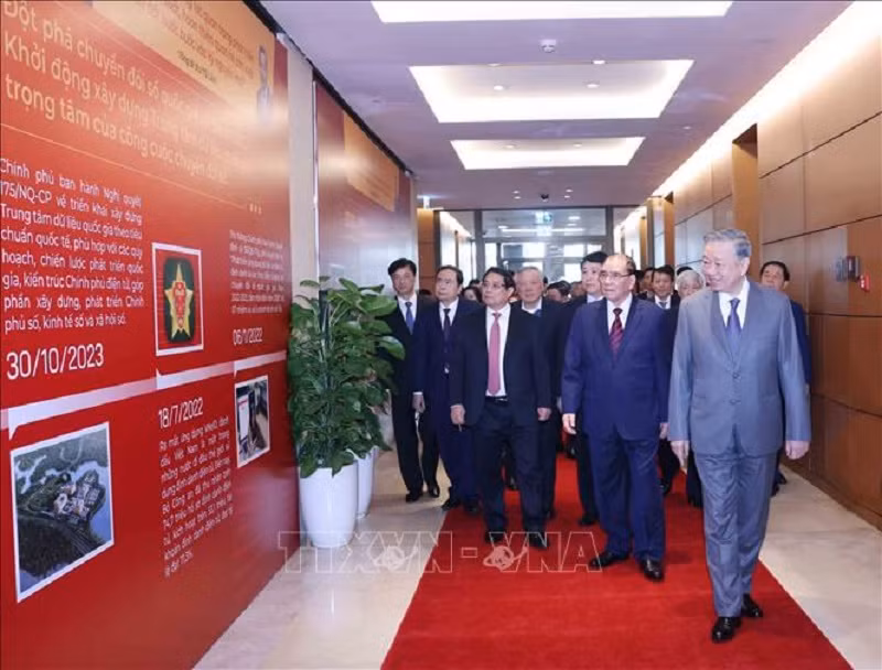 Khai mạc Hội nghị toàn quốc về đột phá phát triển khoa học, công nghệ, đổi mới sáng tạo và chuyển đổi số quốc gia -0