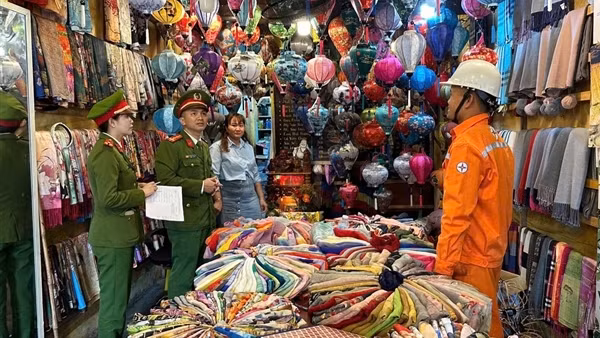 Đảm bảo an toàn PCCC phố cổ Hội An dịp Tết Nguyên đán Ất Tỵ 2025