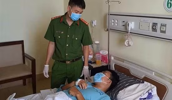 Bắt đối tượng chém trọng thương Công an xã khi giải phóng mặt bằng ảnh 3
