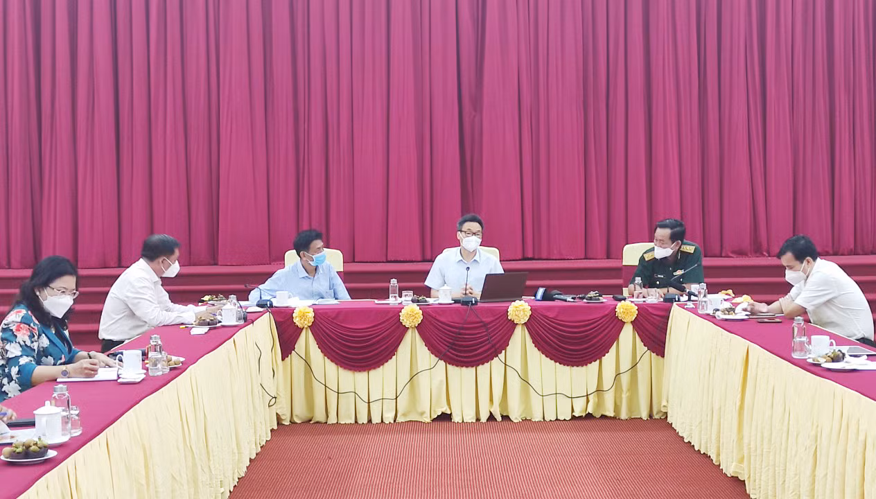 Phó Thủ tướng Vũ Đức Đam lưu ý Sóc Trăng phải thực hiện nghiêm các biện pháp chống dịch -0