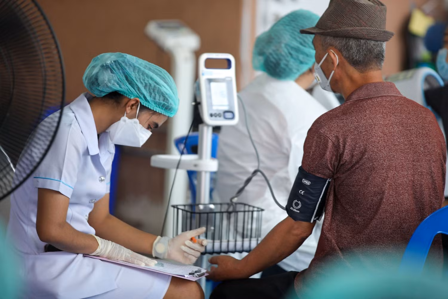 Thái Lan đổi chiến thuật do số ca COVID-19 tăng chưa từng thấy -0