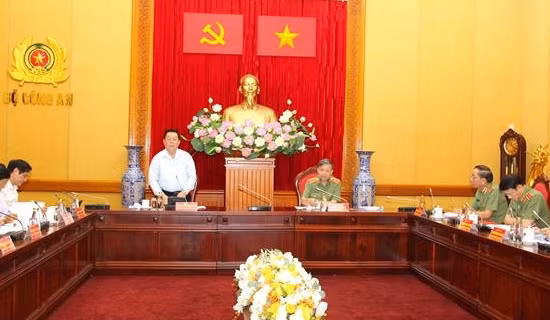 Công bố Quyết định nhân sự tham gia Đảng ủy, Ban Thường vụ Đảng ủy Công an Trung ương ảnh 6
