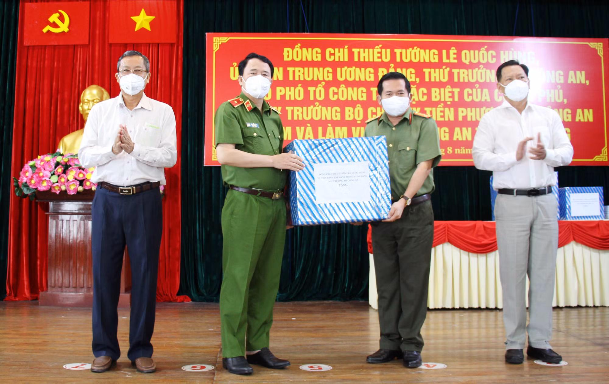 Công an An Giang quyết liệt hơn nữa, giữ vững “vùng xanh”, sẵn sàng chi viện cho các điểm nóng -1