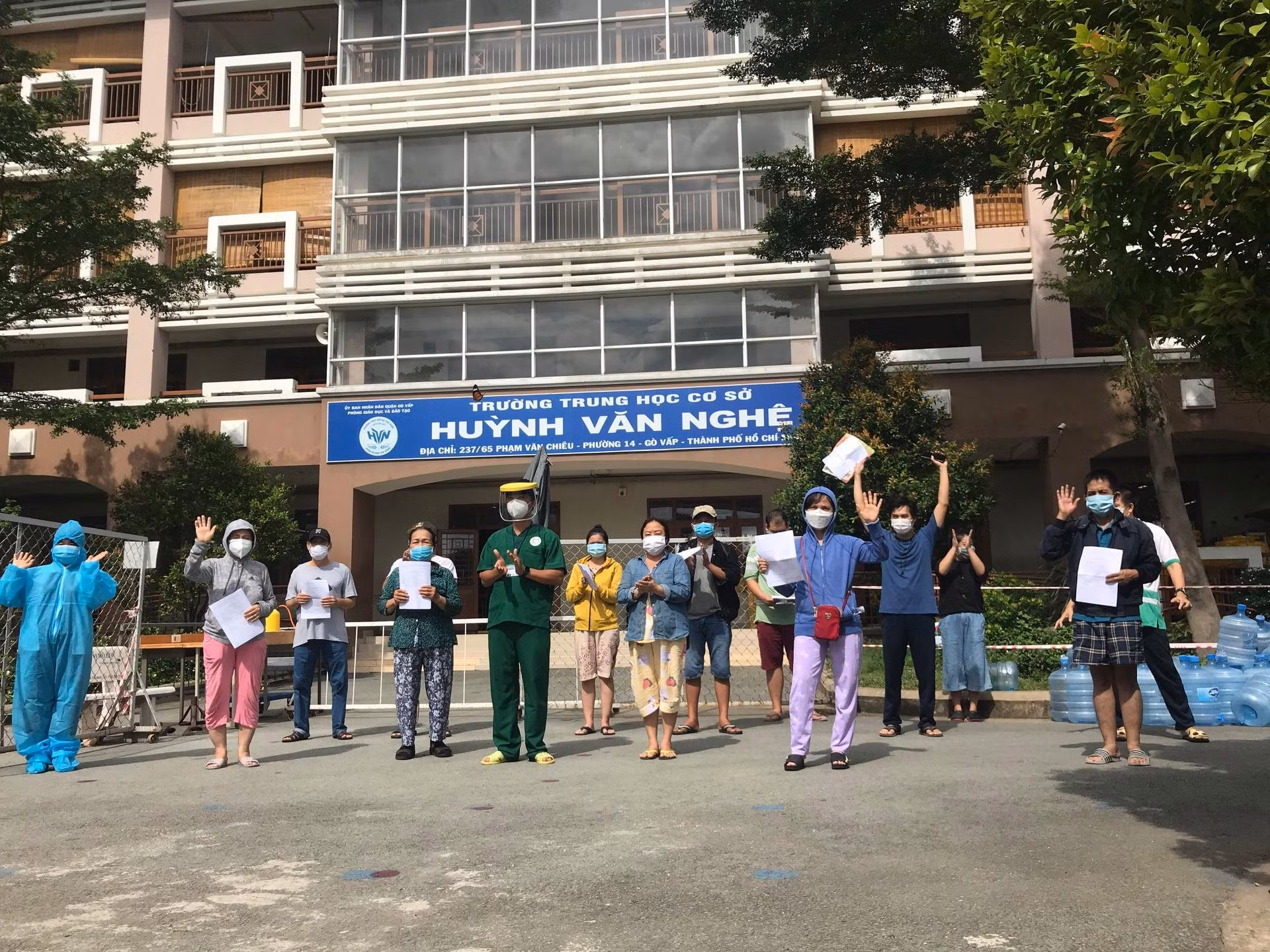 Chuyên gia tâm lý vào tận phòng bệnh tư vấn cho người nhiễm COVID-19 -0