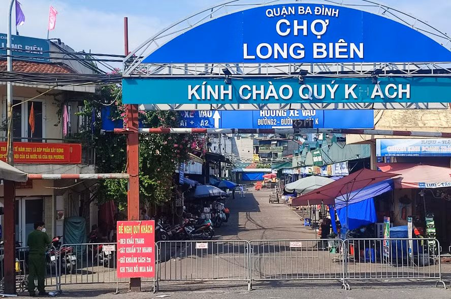 Phong toả tạm thời chợ đầu mối Long Biên&nbsp;vì ca dương tính với SARS-CoV-2 -0